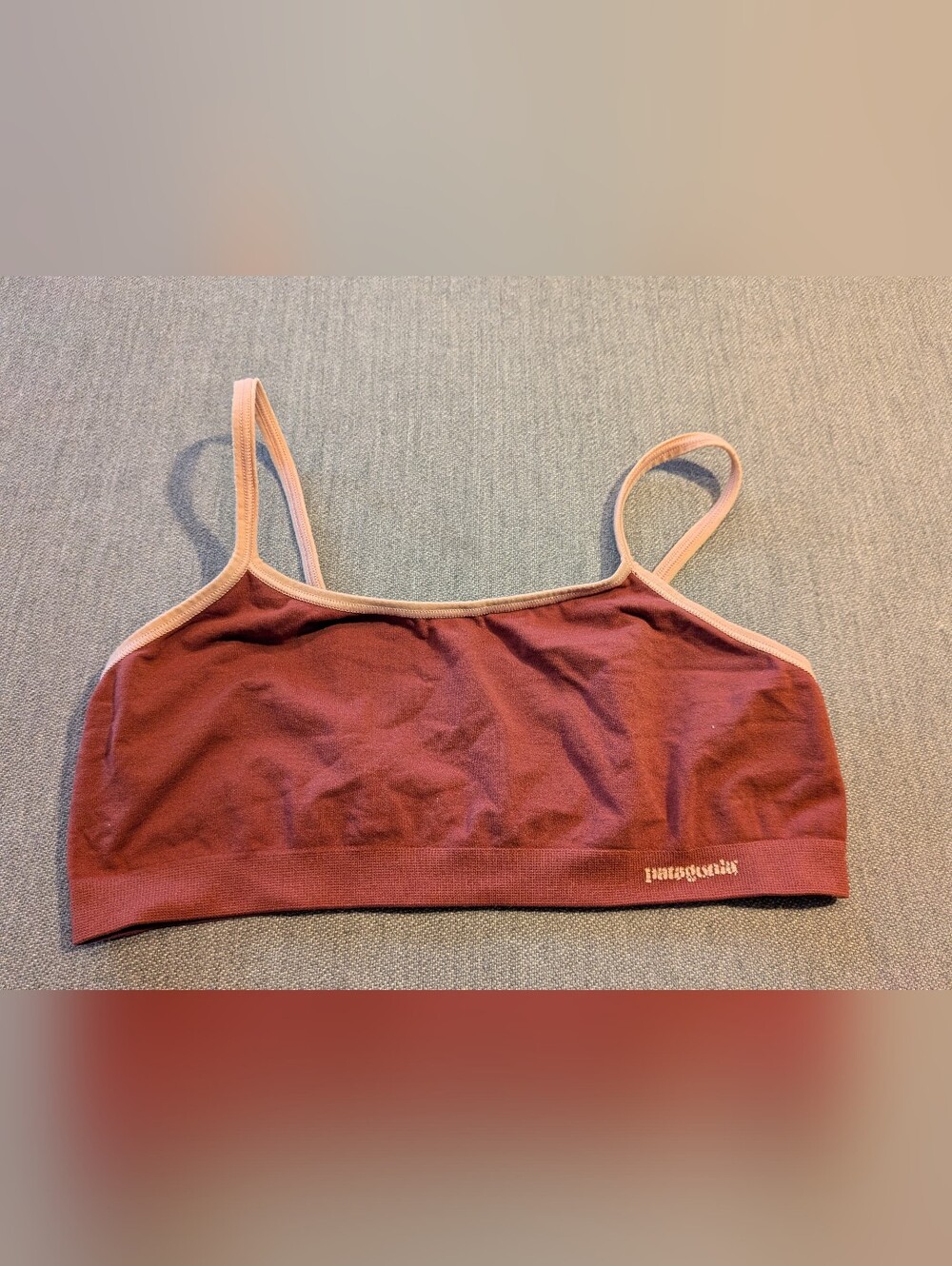 Patagonia Capilene women's Maroon  Pink stretch sports bra top Size M